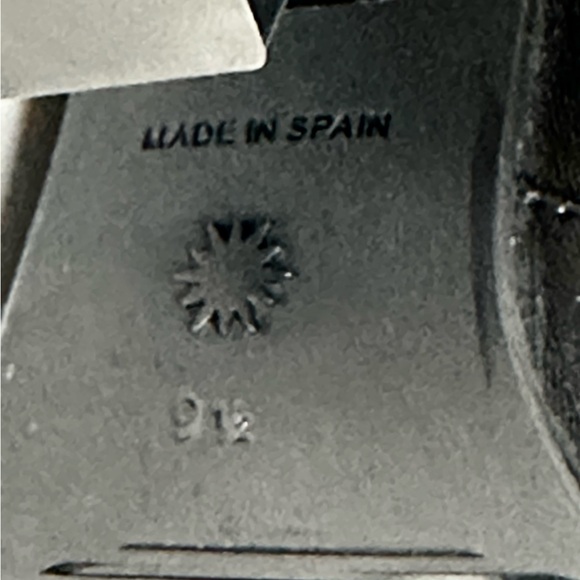 $700 STUART WEITZMAN CURVEBLOCK 100 SQUARE LEATHER BOOTIE SOCK BLACK 9.5 (PB24) - Picture 8 of 8